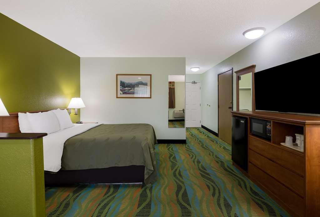 Quality Inn & Suites Medford Airport Rom bilde